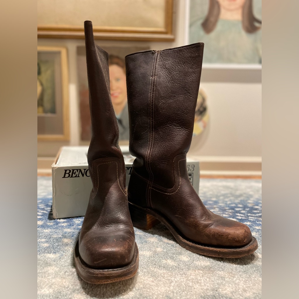 Frye Campus 14l
